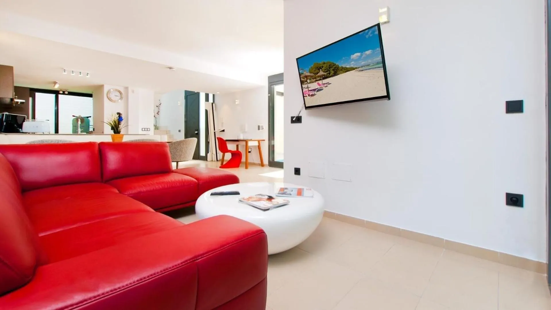 Ferienhaus Mit Privatpool Fuer 6 Personen Ca 115 Qm In Puerto D'Alcdia, Mallorca Nordkueste Von Mallorca Port de Alcudia  Port de Alcudia (Mallorca)